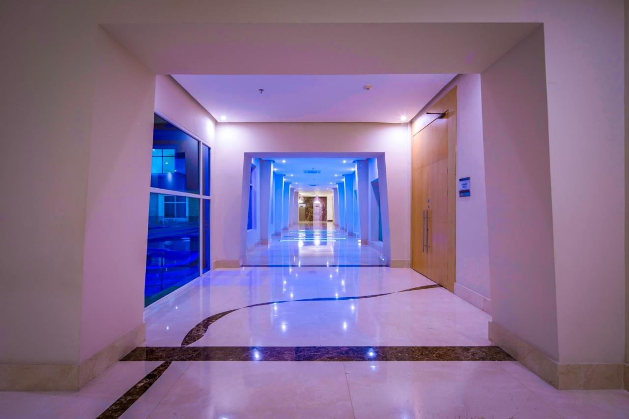 Hotel Dann Carlton Barranquilla Y Centro De Convenciones Eksteriør bilde The interior of the hotel
