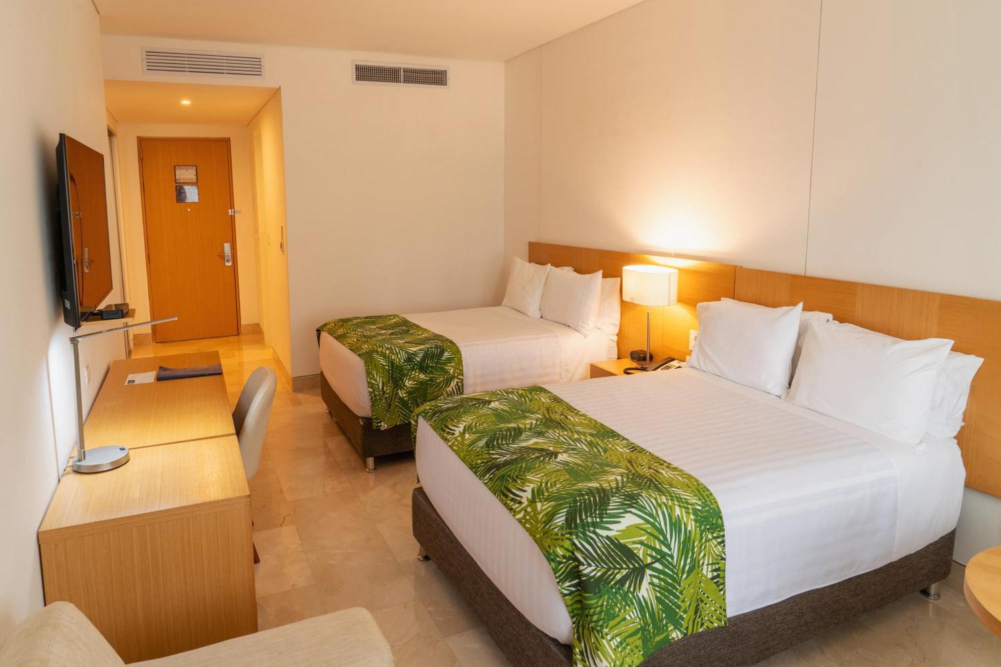 Hotel Dann Carlton Barranquilla Y Centro De Convenciones Eksteriør bilde A room at the Sheraton Waikiki
